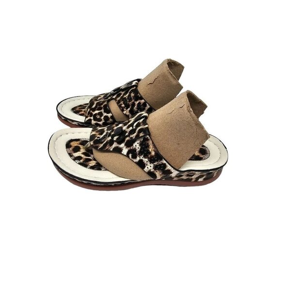 Leopard T-Strap Sandals Size 38 - Picture 5 of 10